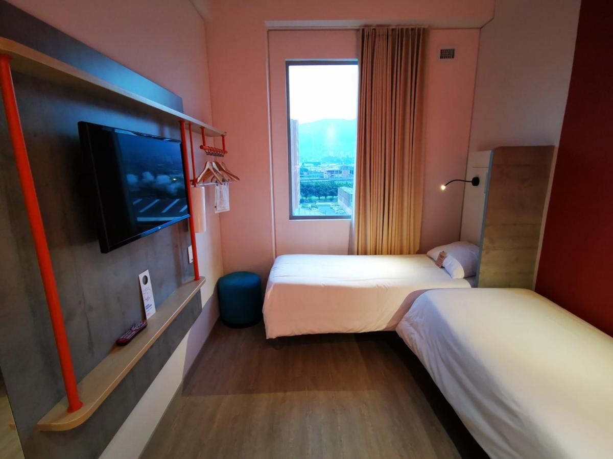 Ibis Budget Itagüí Eksteriør billede